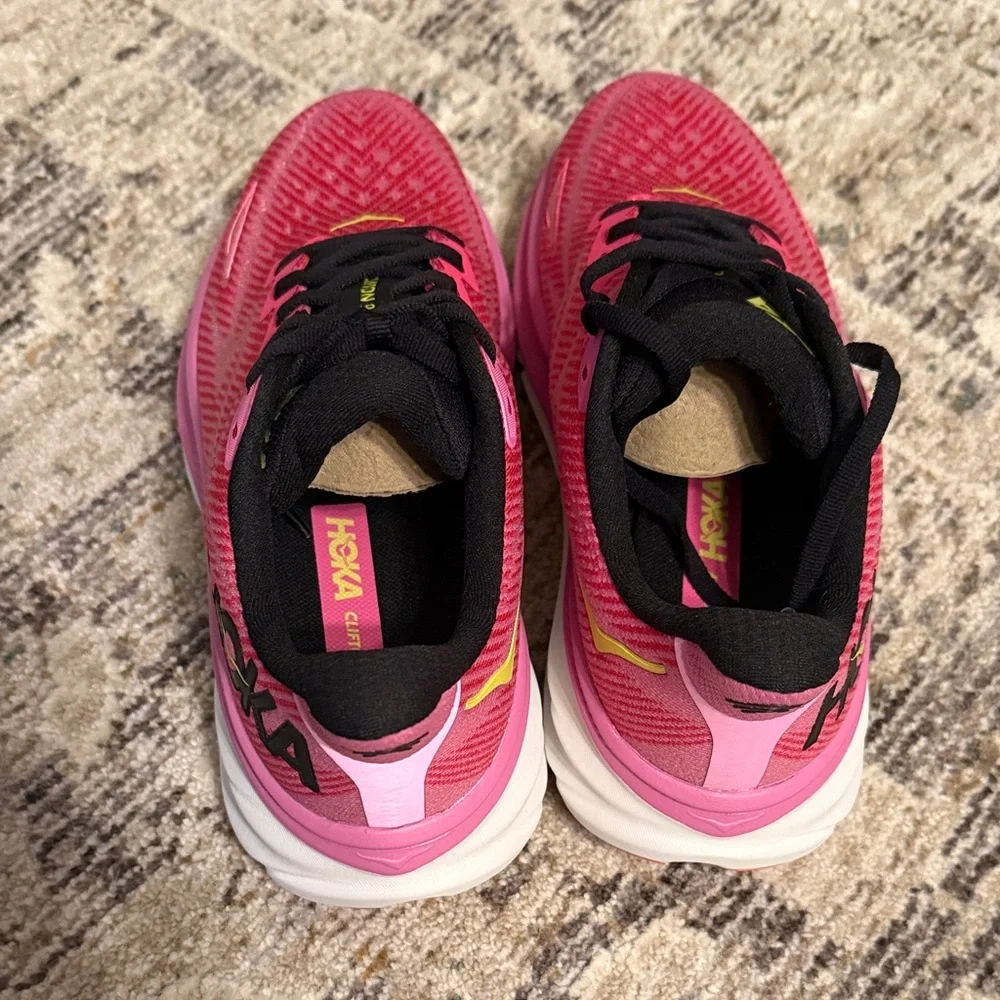 NIB✨ | Women’s HOKA Clifton 9 | Size 7B - Picture 3 of 7